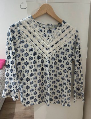 Blusa estampada manga larga