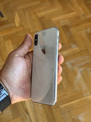 Apple iPhone xs  sin detalle