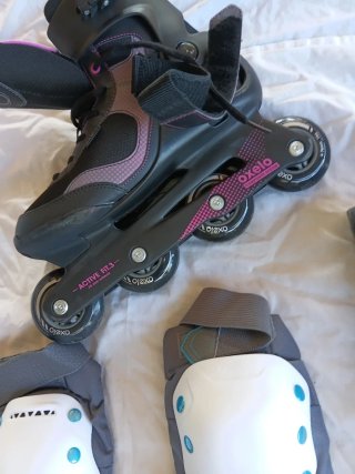 Set de Patines Oxelo con Protecciones y Casco