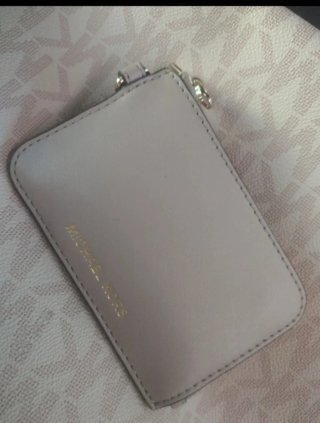 Cartera Michael Kors Beige y Dorada