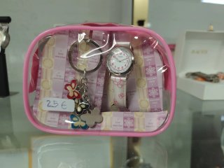 Set de reloj y neceser infantil mariposas