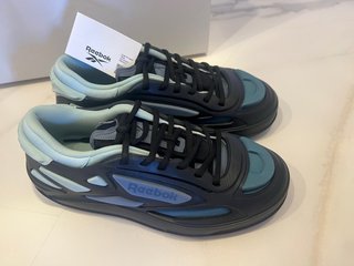 Zapatillas Reebok Club C Negro y Azul Talla 42