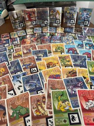 Lote de 80 cromos InviZimals Panini