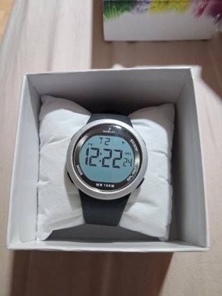 Reloj digital Nowley