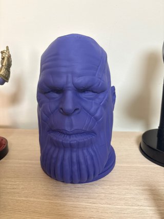 Accesorio para casco Thanos Morado