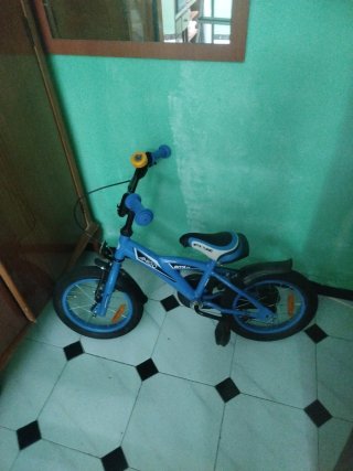 Bicicleta infantil Amigo BMX