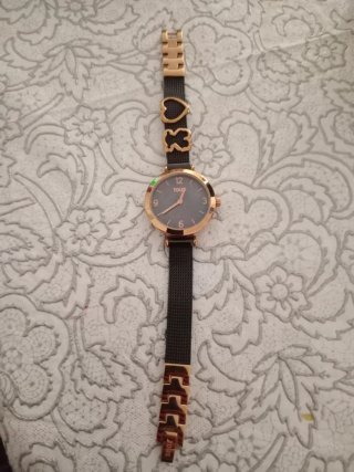 Reloj Tous Negro y Dorado