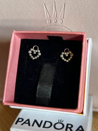 Pendientes Pandora Corazón con Circonitas