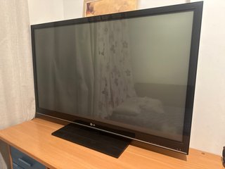 TV LG Plasma 50 pulgadas + mando a distancia.