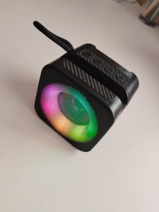 Altavoz Bluetooth con Luces LED