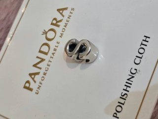 Pandora Charm S Plata