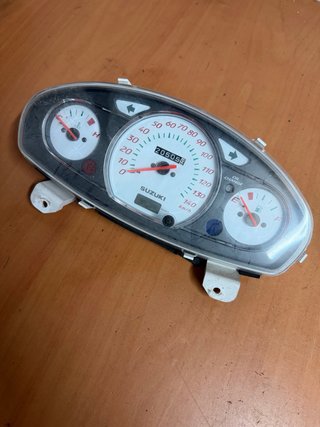 Cuentakilómetros inyeccion Suzuki Burgman 125