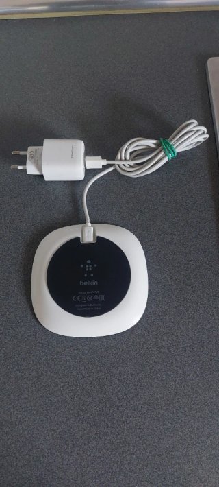Cargador Inalámbrico Belkin Qi + Cable y Cargador