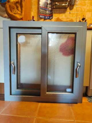 Ventana corredera PVC gris plata 2 hojas