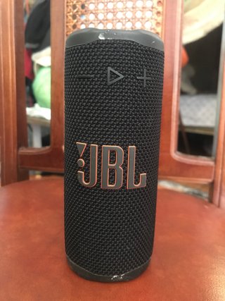 ALTAVOZ MUY POTENTE CON PERSONALIZACION DE SONIDO