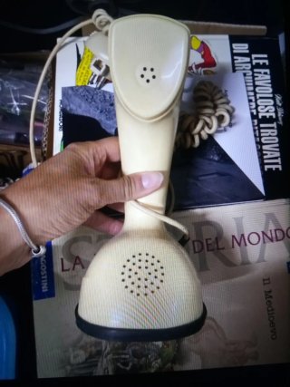 Telefono vintage beige