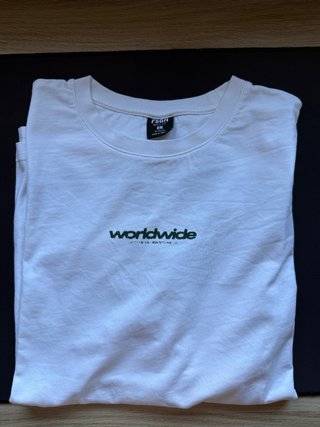 Camiseta  Worldwide Talla L