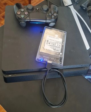 PS4 (PlayStation 4) 1TB Negra