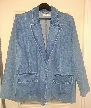 Blazer vaquera mujer oversize Mango talla M