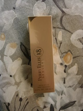 Perfume Perry Ellis Sensual 18