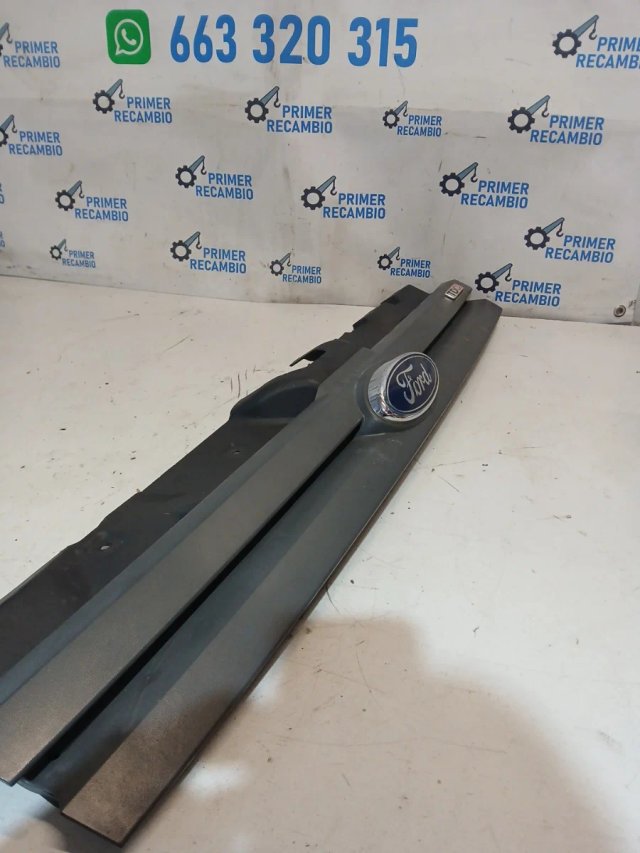 Rejilla Delantera Ford Tourneo Connect