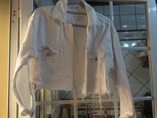Chaqueta Vaquera Corta Blanca Stradivarius