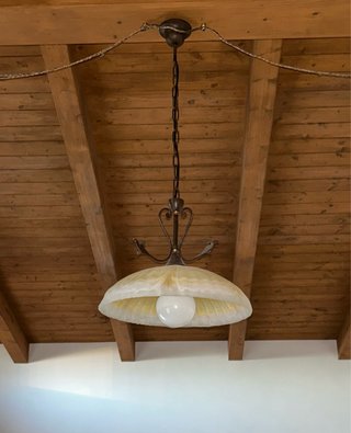 Lampadario in vetro e metallo