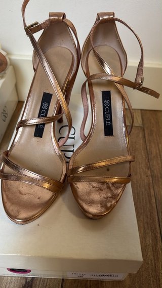 Sandalias doradas Cuplé mujer talla 38