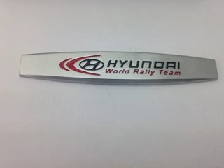 Emblema lateral o trasero Hyundai plata mate