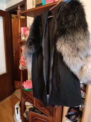 Chaqueta con mangas de pelo