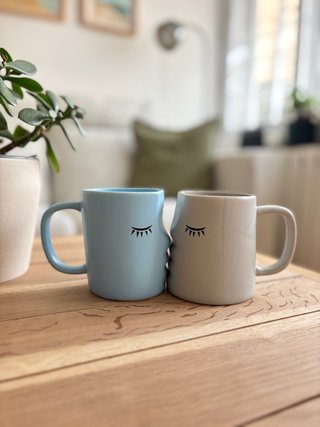 Pack de 2 Tazas con Diseño de Caras