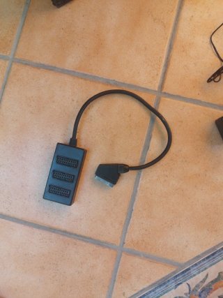 Distribuidor Euroconector SCART