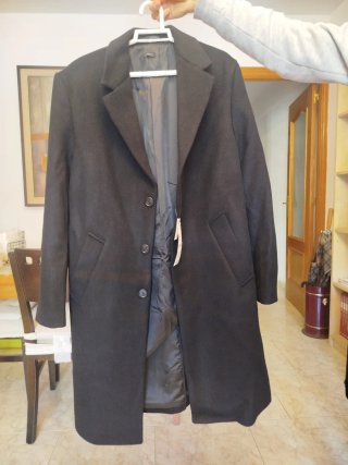 Abrigo Negro ZARA