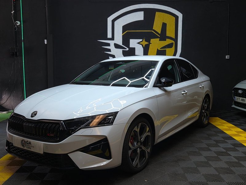 Škoda Octavia LIMO 2.0 TSI DSG RS 2026