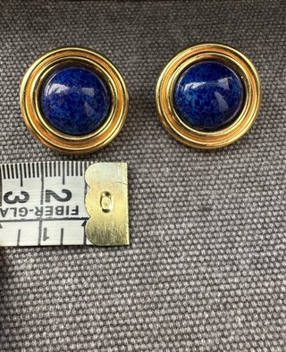Pendientes vintage Lanvin dorados con piedra azul