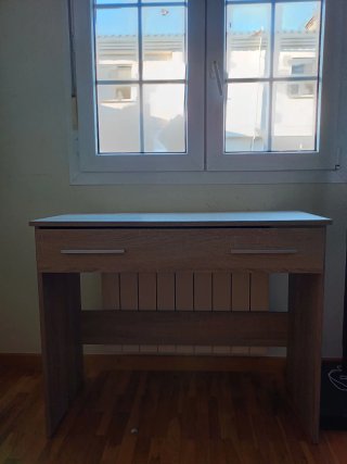 Escritorio imitación madera