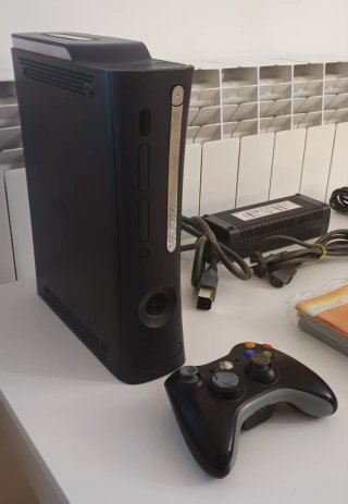 Xbox 360 Elite Negra