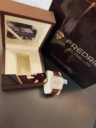 Reloj Frederic Tourbillon Automático Marrón