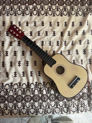 Ukelele infantil madera clara