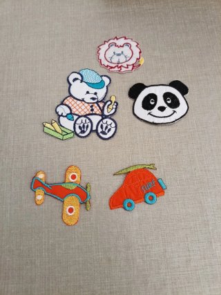 Parches infantiles varios (oso, panda, león, coche