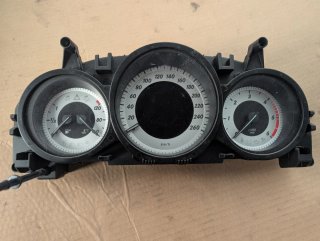 Cuadro instrumentos Mercedes C W204 Coupé