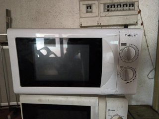 Microondas Nevir Blanco