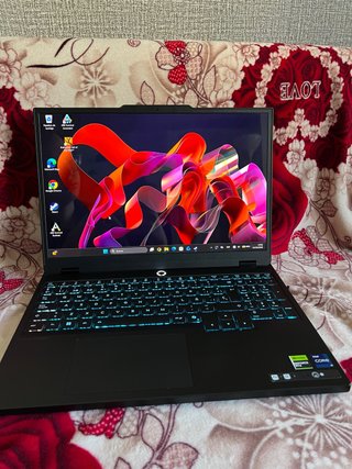 Lenovo Legion 5070 OLED i9 32GB 1TB