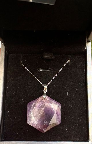 Colgante Hexagonal Amatista y Cadena de Plata
