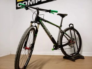 Bici da mountain bike in carbonio da 29"