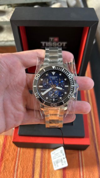 Reloj Tissot Seastar 1000 Azul y Negro 45mm