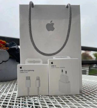 Cargador iPhone  Apple 20W y Cable USB-C a Lightni