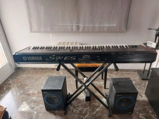 Yamaha S90 ES Sintetizador / Piano