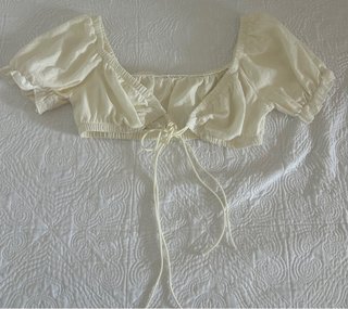 Top corto blanco con lazo talla Xs