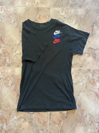 Camiseta Nike Lifestyle Negra